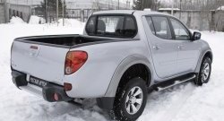 1 659 р. Накладки на борта кузова автомобиля RA Mitsubishi L200 4  дорестайлинг (2006-2014) (Задний откидной борт)  с доставкой в г. Пермь. Увеличить фотографию 2