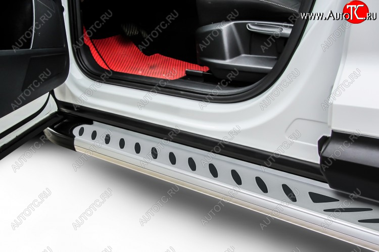 17 399 р. Пороги алюминиевые Slitkoff  Mitsubishi L200  5 KK,KL (2018-2022) рестайлинг (Elite Silver)  с доставкой в г. Пермь