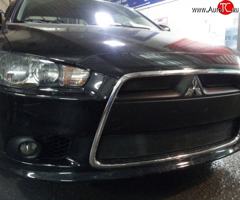2 759 р. Сетка на бампер Russtal (дорестайлинг) Mitsubishi Lancer 10 CY седан рестайлинг (2011-2017)  с доставкой в г. Пермь