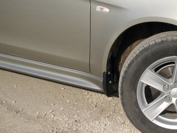 1 799 р. Передние брызговики Sport Mitsubishi Lancer 10 CY седан дорестайлинг (2007-2010)  с доставкой в г. Пермь. Увеличить фотографию 4