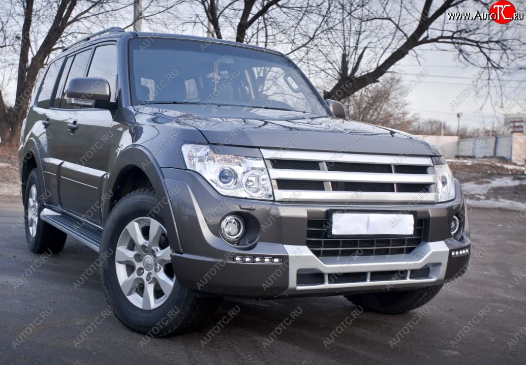 15 699 р. Накладка на передний бампер BROOMER Design  Mitsubishi Pajero ( 4 V90,  4 V80) (2011-2015) 1-ый рестайлинг, 3 дв. 1-ый рестайлинг (Неокрашенная)  с доставкой в г. Пермь