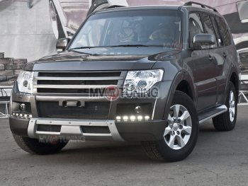 8 199 р. Решётка радиатора BROOMER Design  Mitsubishi Pajero ( 4 V90,  4 V80) (2006-2015) дорестайлинг, 1-ый рестайлинг, 3 дв. 1-ый рестайлинг (Неокрашенная)  с доставкой в г. Пермь. Увеличить фотографию 2