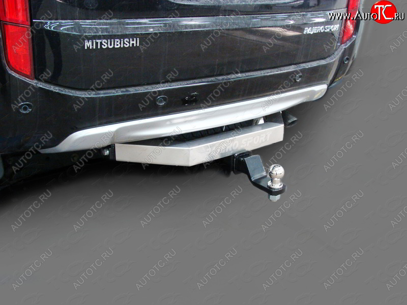 18 299 р. Фаркоп (тягово-сцепное устройство) TCC (усиленный, надпись Pajero Sport) Mitsubishi Pajero Sport QE дорестайлинг (2015-2021) (Оцинкованный, шар E)  с доставкой в г. Пермь