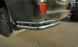 Защита заднего бампера в виде двойных уголков 76/42 мм на Toyota Land Cruiser  200 (2007-2012) дорестайлинг