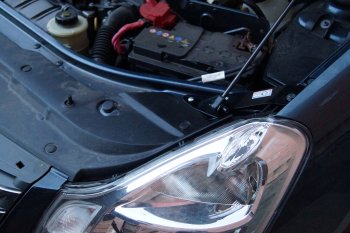 2 969 р. Упор капота MV-Tuning (одинарный)  Nissan Almera  G15 (2012-2019) седан  с доставкой в г. Пермь. Увеличить фотографию 5