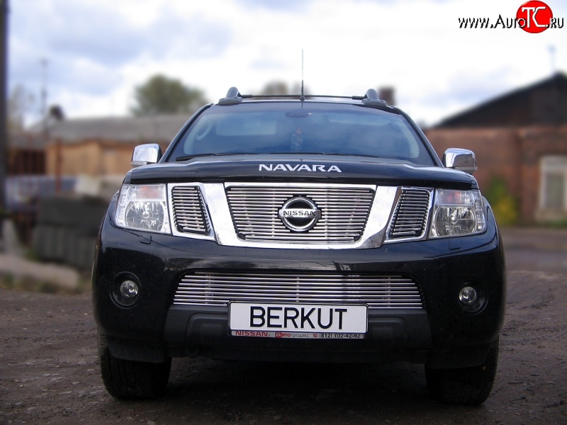 5 799 р. Декоративная вставка воздухозаборника (рестайлинг) Berkut Nissan Navara 2 D40 дорестайлинг (2004-2010)  с доставкой в г. Пермь