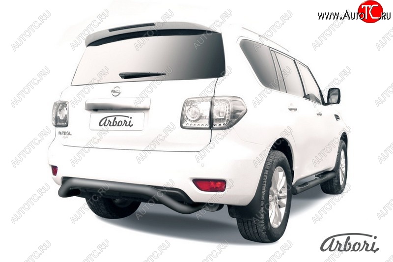 12 869 р. Защита заднего бампера Arbori (скоба, черная, 1 труба d76 mm). Nissan Patrol 6 Y62 дорестайлинг (2010-2014)  с доставкой в г. Пермь