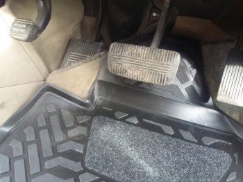 Комплект ковриков в салон Aileron 3D (с подпятником, правый руль, передние) Nissan Serena ( 2,  3,  C26,  C27) (2001-2022) минивэн дорестайлинг, минивэн рестайлинг