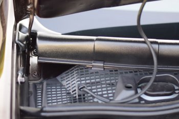 2 889 р. Накладка в проем стеклоочистителей переднего стекла (жабо) Petroil Tuning  Nissan Terrano  D10 (2013-2022), Renault Duster  HS (2010-2021)  с доставкой в г. Пермь. Увеличить фотографию 4