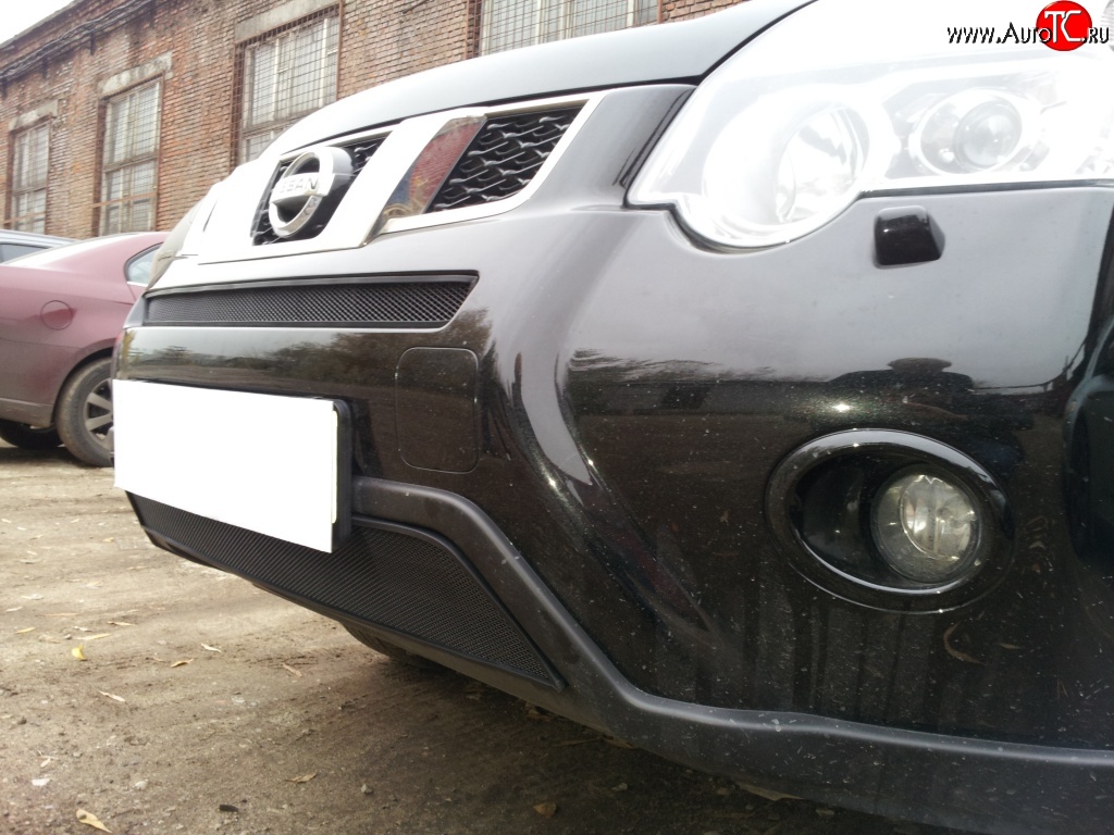 1 469 р. Нижняя сетка на бампер Russtal Nissan X-trail 2 T31 рестайлинг (2010-2015) (черная)  с доставкой в г. Пермь