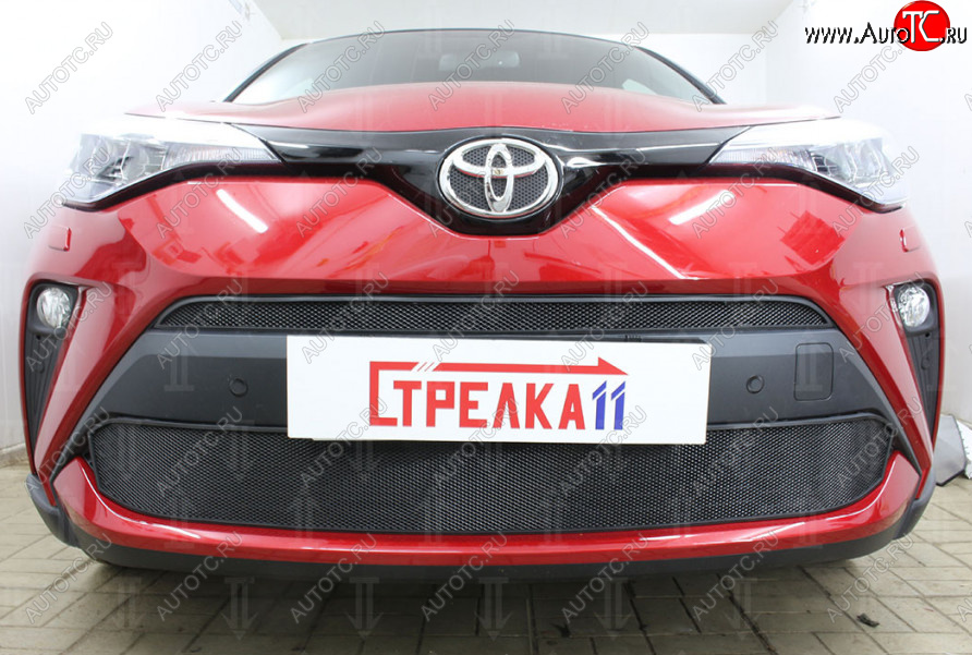 3 899 р. Защитная сетка в бампер (верх, ячейка 4х10 мм) Стрелка11 Премиум Toyota C-HR NGX10, ZGX10 рестайлинг (2019-2025) (Чёрная)  с доставкой в г. Пермь