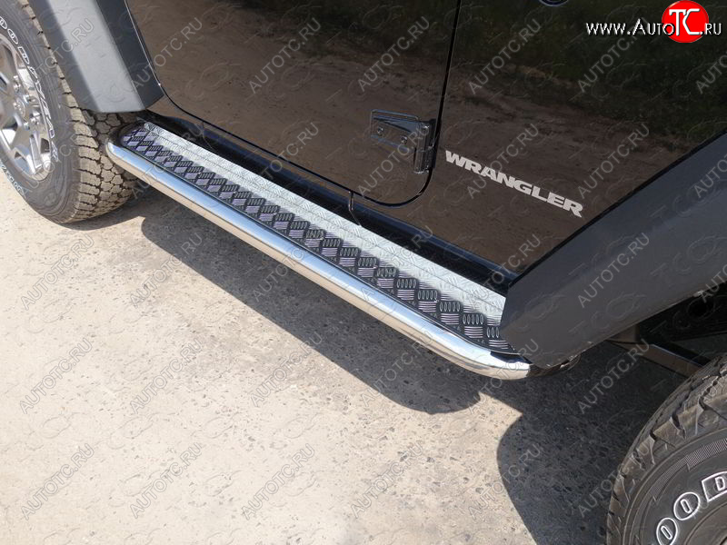 27 849 р. Пороги с площадкой 60,3 мм ТСС Тюнинг Jeep Wrangler JK 3 дв. дорестайлинг (2006-2010) (серые)  с доставкой в г. Пермь