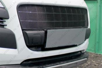 2 349 р. Защита радиатора (середина) Стрелка11 Стандарт Peugeot 3008 дорестайлинг (2009-2013) (черная)  с доставкой в г. Пермь. Увеличить фотографию 3