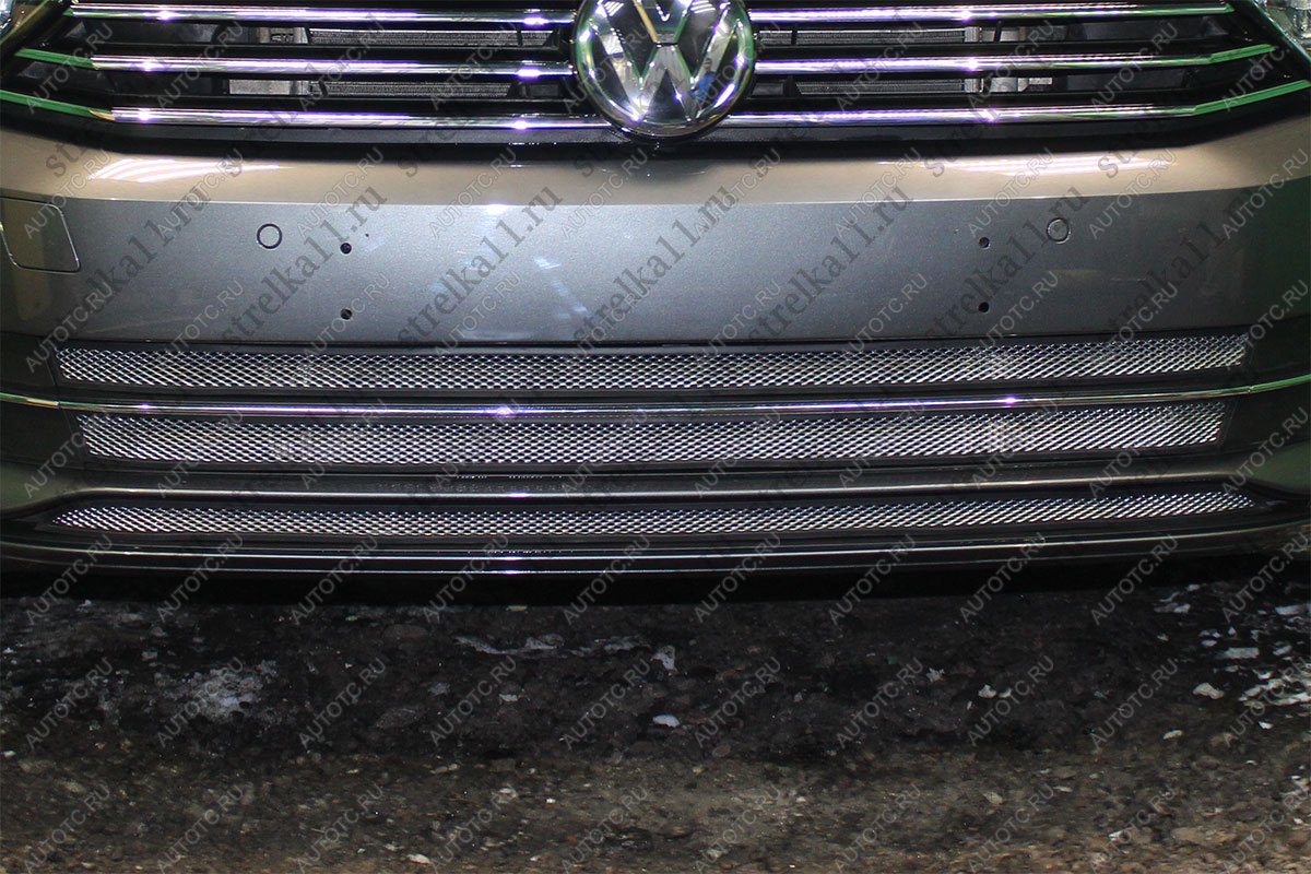 4 799 р. Защита радиатора (3 части) (1.8 2.0) Стрелка11 Стандарт  Volkswagen Passat  B8 (2015-2019) седан дорестайлинг, универсал дорестайлинг (хром)  с доставкой в г. Пермь