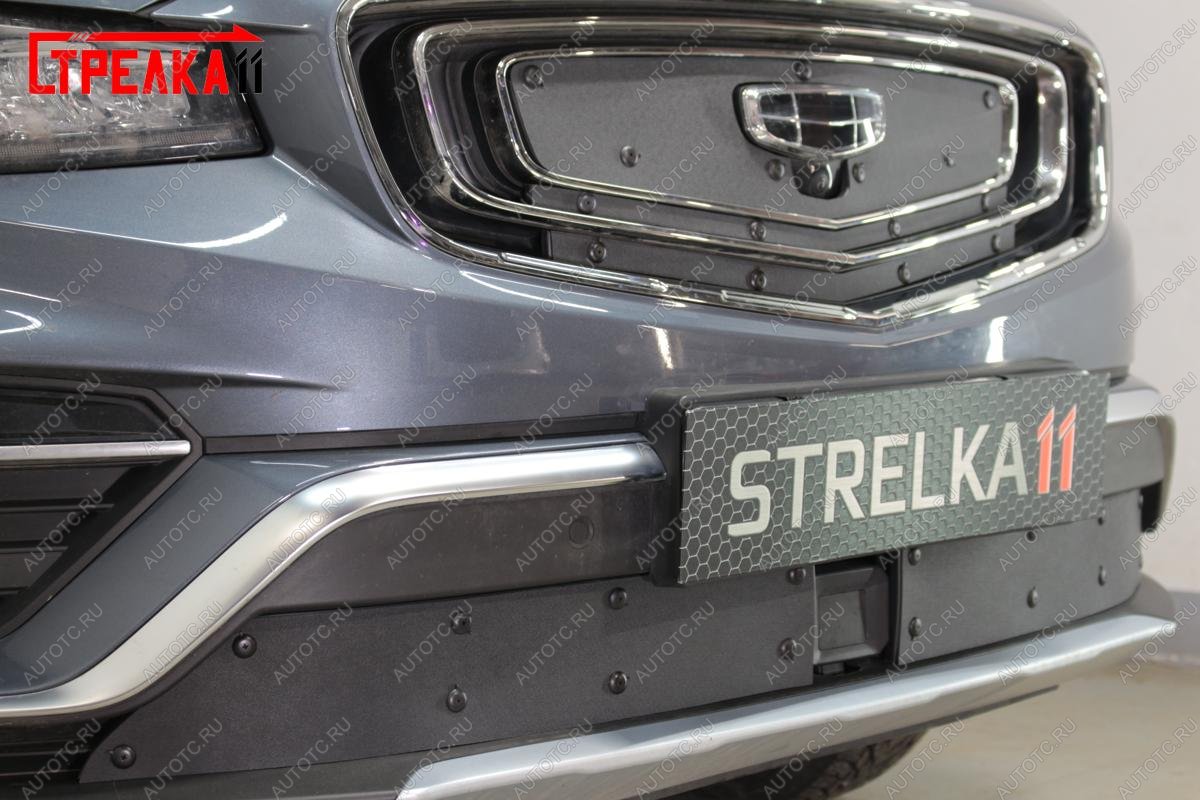 1 479 р. Зимняя заглушка решетки радиатора (верх 3 части) Стрелка11 Geely Atlas Pro NL3 (2019-2025) (черная)  с доставкой в г. Пермь