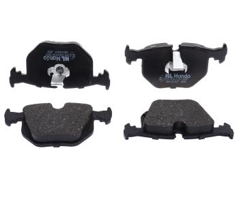 1 699 р. Колодки тормозные BMW X3 (E83),X5 (E53),E46 (2.53.0) задние (4шт.) MANDO MANDO mbf015407  с доставкой в г. Пермь. Увеличить фотографию 1