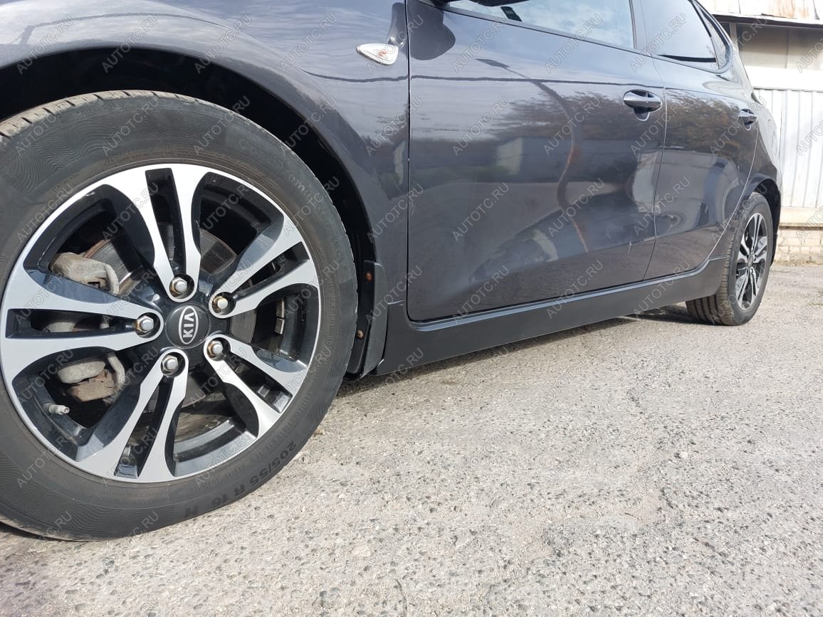 3 289 р. Пластиковые накладки порогов Фанат Тюнинг  KIA Ceed  2 JD (2012-2018) дорестайлинг универсал, дорестайлинг, хэтчбэк, рестайлинг универсал, рестайлинг, хэтчбэк (неокрашенные (глянец под окраску))  с доставкой в г. Пермь