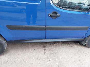 3 499 р. Пластиковые накладки порогов Фанат Тюнинг Fiat Doblo 223 рестайлинг (2005-2016) (неокрашенные (глянец под окраску))  с доставкой в г. Пермь. Увеличить фотографию 2