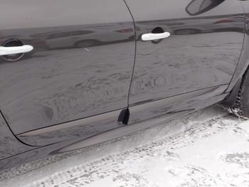 Пластиковые накладки порогов Фанат Тюнинг Renault Fluence дорестайлинг (2010-2012)