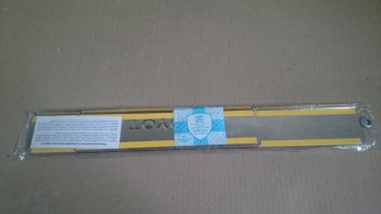 919 р.     Накладки на пороги TOYOTA RAV 4 2013-2014 Штамп  ttr44-npld0  с доставкой в г. Пермь. Увеличить фотографию 1
