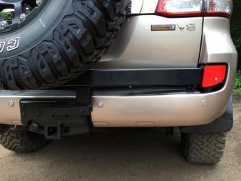 93 329 р. Калитка РИФ с фаркопом в штатный задний бампер Toyota Land Cruiser 200 2008-2015 под штатное колесо, с подсветкой номера РИФ rif200-80001  с доставкой в г. Пермь. Увеличить фотографию 2