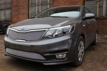3 149 р. Защитная сетка в бампер (низ, ячейка 3х7 мм) Alfeco Стандарт KIA Rio 3 QB хэтчбек 5 дв. рестайлинг (2015-2017) (Хром)  с доставкой в г. Пермь. Увеличить фотографию 3