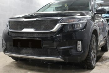 3 179 р. Защитная сетка в бампер (верх, с ДХО, ячейка 3х7 мм) Alfeco Стандарт KIA Seltos (2019-2025) (Чёрная)  с доставкой в г. Пермь. Увеличить фотографию 3