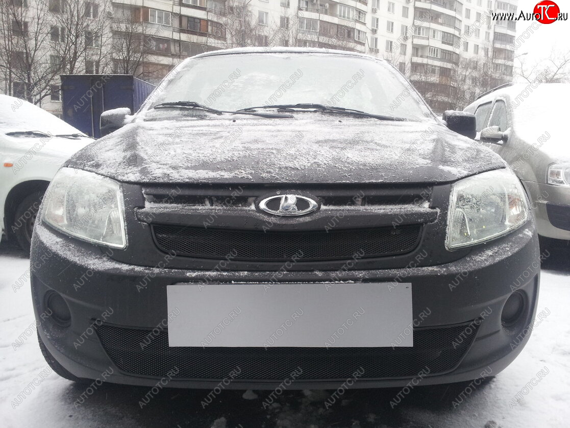 4 199 р. Защитная сетка в бампер (2 части, ячейка 3х7 мм) Alfeco Стандарт Лада Гранта 2190 дорестайлинг (2011-2017) (Чёрная) с доставкой в г. Пермь Увеличить фотографию 1 4 199 р. Защитная сетка в бампер (2 части, ячейка 3х7 мм) Alfeco Стандарт Лада Гранта 2190 дорестайлинг (2011-2017) (Чёрная) с доставкой в г. Пермь