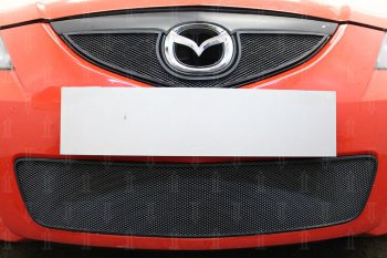 3 149 р. Защитная сетка в бампер (верх, ячейка 3х7 мм) Alfeco Стандарт  Mazda 3/Axela  BK (2006-2009) рестайлинг седан (Чёрная)  с доставкой в г. Пермь. Увеличить фотографию 4