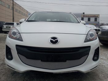 3 599 р. Защитная сетка в бампер (низ, ячейка 3х7 мм) Alfeco Стандарт  Mazda 3/Axela  BL (2011-2013) рестайлинг седан, рестайлинг, хэтчбэк (Хром)  с доставкой в г. Пермь. Увеличить фотографию 4