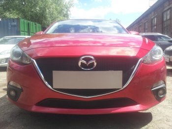 Защитная сетка в бампер (низ, ячейка 3х7 мм) Alfeco Стандарт Mazda 3/Axela BM дорестайлинг седан (2013-2016) (Чёрная)