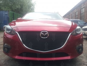 2 899 р. Защитная сетка в бампер (низ, ячейка 3х7 мм) Alfeco Стандарт Mazda 3/Axela BM дорестайлинг седан (2013-2016) (Чёрная)  с доставкой в г. Пермь. Увеличить фотографию 3