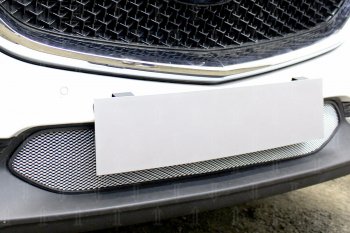 3 099 р. Защитная сетка в бампер (низ, ячейка 3х7 мм) Alfeco Стандарт  Mazda CX-5  KF (2016-2025) (Хром)  с доставкой в г. Пермь. Увеличить фотографию 3