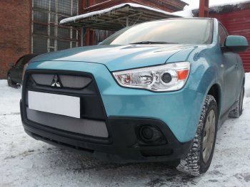 2 899 р. Защитная сетка в бампер (низ, ячейка 3х7 мм) Alfeco Стандарт Mitsubishi ASX дорестайлинг (2010-2012) (Хром)  с доставкой в г. Пермь. Увеличить фотографию 3