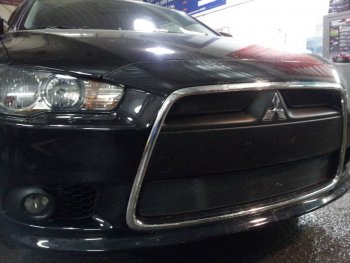 5 849 р. Защитная сетка в бампер (3 части, ячейка 3х7 мм) Alfeco Стандарт Mitsubishi Lancer 10 CY седан рестайлинг (2011-2017) (Чёрная)  с доставкой в г. Пермь. Увеличить фотографию 3
