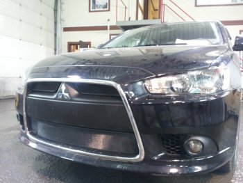 5 849 р. Защитная сетка в бампер (3 части, ячейка 3х7 мм) Alfeco Стандарт Mitsubishi Lancer 10 CY седан рестайлинг (2011-2017) (Чёрная)  с доставкой в г. Пермь. Увеличить фотографию 2