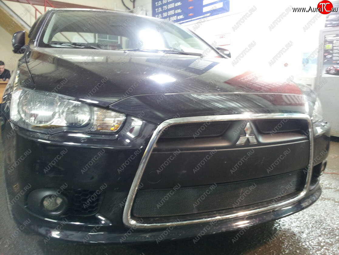 5 849 р. Защитная сетка в бампер (3 части, ячейка 3х7 мм) Alfeco Стандарт Mitsubishi Lancer 10 CY седан рестайлинг (2011-2017) (Чёрная)  с доставкой в г. Пермь