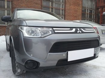 5 999 р. Защитная сетка в бампер (2 части, ячейка 3х7 мм) Alfeco Стандарт Mitsubishi Outlander GF дорестайлинг (2012-2014) (Чёрная)  с доставкой в г. Пермь. Увеличить фотографию 4