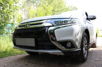 7 349 р. Защитная сетка в бампер (4 части, ячейка 3х7 мм) Alfeco Стандарт Mitsubishi Outlander GF 2-ой рестайлинг (2015-2018) (Чёрная)  с доставкой в г. Пермь. Увеличить фотографию 2