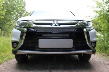 7 599 р. Защитная сетка в бампер (4 части, ячейка 3х7 мм) Alfeco Стандарт Mitsubishi Outlander GF 2-ой рестайлинг (2015-2018) (Хром)  с доставкой в г. Пермь. Увеличить фотографию 3