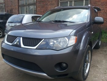 2 899 р. Защитная сетка в бампер (верх, ячейка 3х7 мм) Alfeco Стандарт Mitsubishi Outlander XL (CW)  дорестайлинг (2005-2009) (Чёрная)  с доставкой в г. Пермь. Увеличить фотографию 2