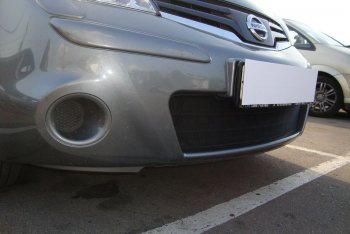 2 999 р. Защитная сетка в бампер (низ, ячейка 3х7 мм) Стрелка11 Стандарт Nissan Note 1 E11 рестайлинг (2008-2013) (Чёрная)  с доставкой в г. Пермь. Увеличить фотографию 4