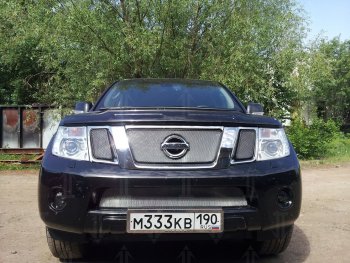3 079 р. Защитная сетка в бампер (низ, ячейка 3х7 мм) Стрелка11 Стандарт Nissan Navara 2 D40 рестайлинг (2010-2016) (Хром)  с доставкой в г. Пермь. Увеличить фотографию 4