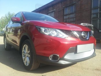 3 399 р. Защитная сетка в бампер (низ, ячейка 3х7 мм) Стрелка11 Стандарт Nissan Qashqai 2 J11 дорестайлинг (2013-2019) (Хром)  с доставкой в г. Пермь. Увеличить фотографию 3