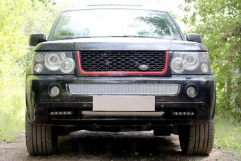 4 649 р. Защитная сетка в бампер (низ, ячейка 4х10 мм) Alfeco Премиум  Land Rover Range Rover Sport  1 L320 (2005-2009) дорестайлинг (Хром)  с доставкой в г. Пермь. Увеличить фотографию 3