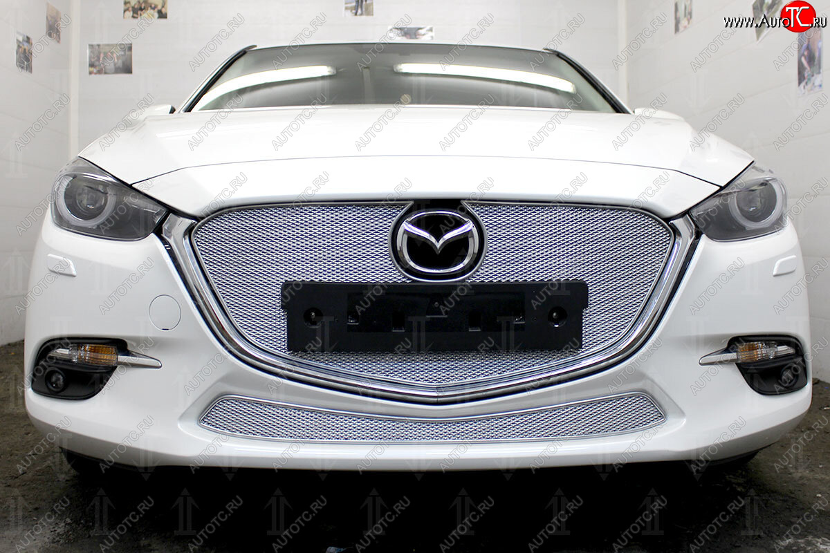 3 899 р. Защитная сетка в бампер (низ, ячейка 4х10 мм) Alfeco Премиум Mazda 3/Axela BM рестайлинг седан (2016-2019) (Хром)  с доставкой в г. Пермь