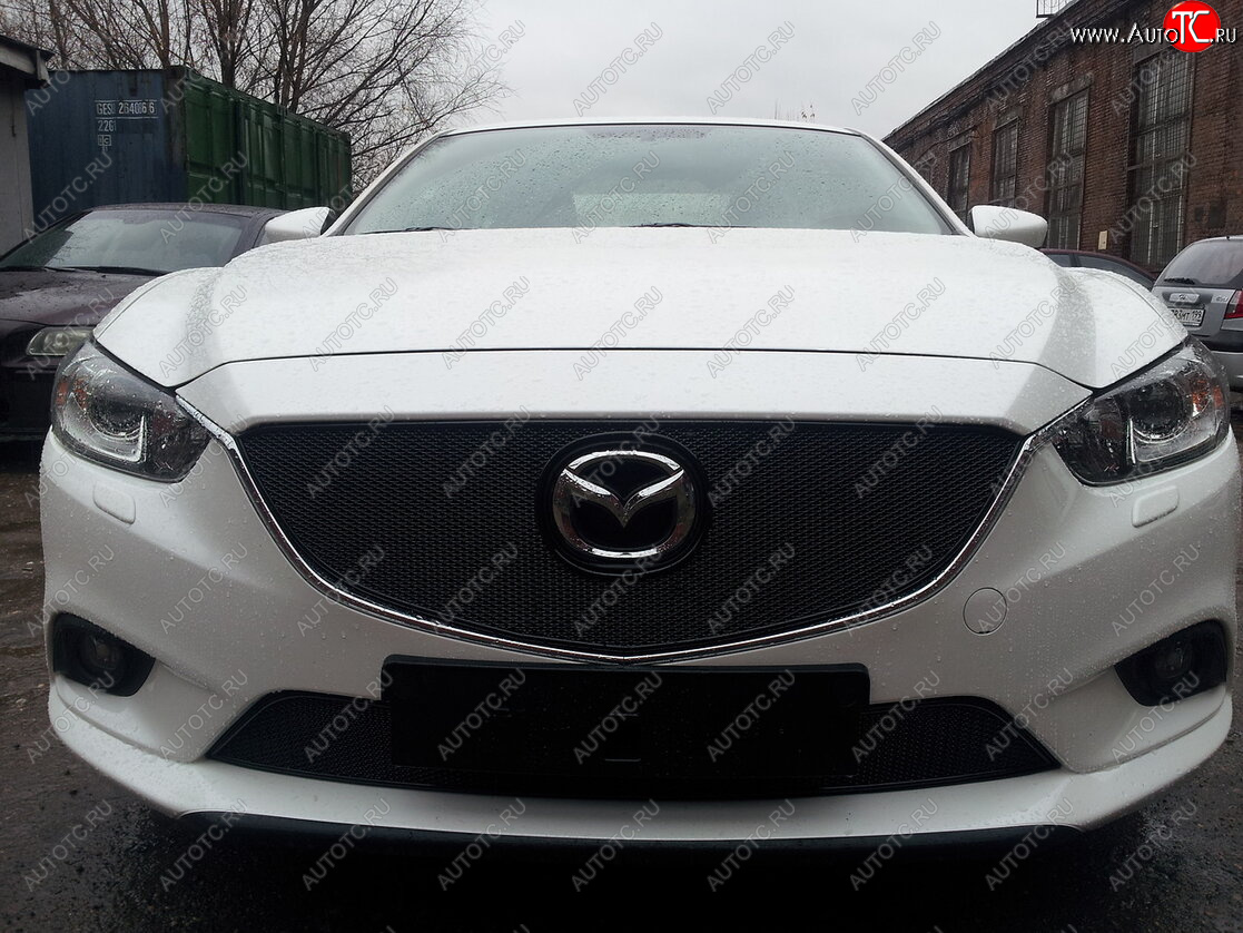 4 299 р. Защитная сетка в бампер (низ, ячейка 4х10 мм) Alfeco Премиум Mazda 6 GJ дорестайлинг седан (2012-2015) (Чёрная)  с доставкой в г. Пермь