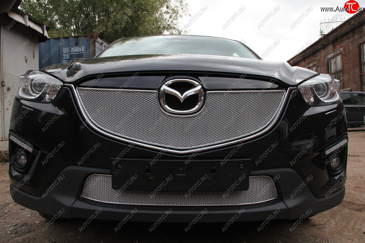4 299 р. Защитная сетка в бампер (низ, ячейка 4х10 мм) Alfeco Премиум Mazda CX-5 KE рестайлинг (2015-2017) (Хром)  с доставкой в г. Пермь