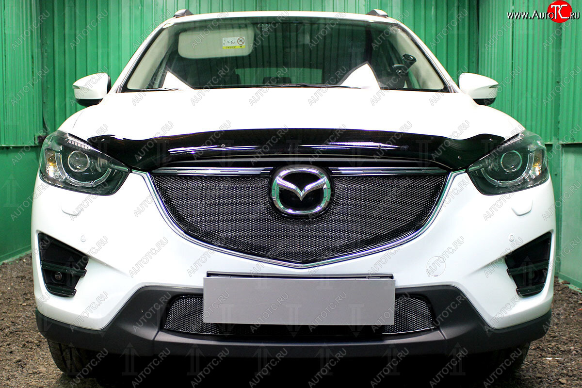 6 649 р. Защитная сетка в бампер (верх, ячейка 4х10 мм) Alfeco Премиум Mazda CX-5 KE рестайлинг (2015-2017) (Чёрная)  с доставкой в г. Пермь