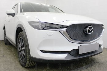 6 299 р. Защитная сетка в бампер (верх, 3D, ячейка 4х10 мм) Alfeco Премиум  Mazda CX-5  KF (2016-2025) (Чёрная)  с доставкой в г. Пермь. Увеличить фотографию 2